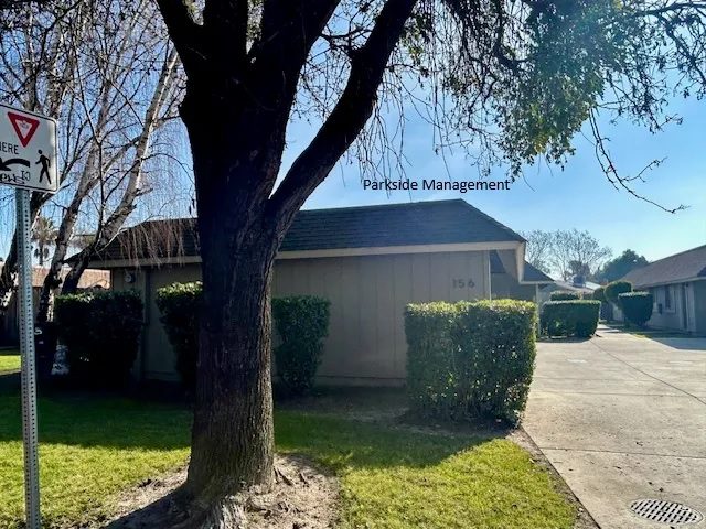 156 Floyd Ave #3 Front