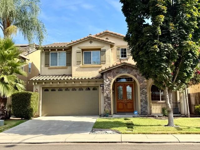 2429 Kiska Dr Front